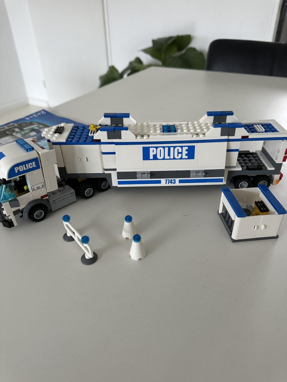Lego city politievrachtwagen