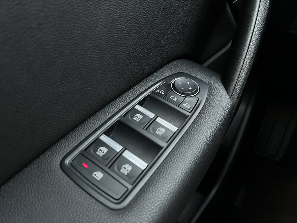 Renault Captur 1.6 e-tech plug-in hybrid 160 intens