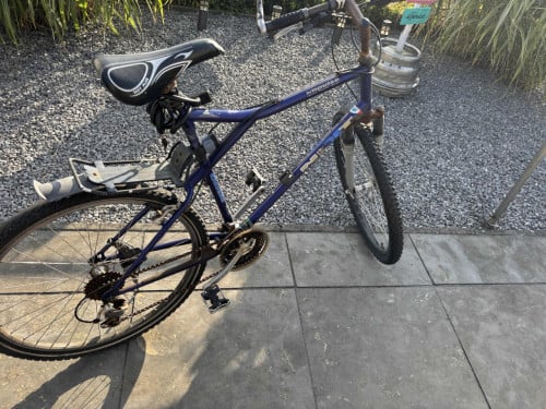 2 mountainbikes