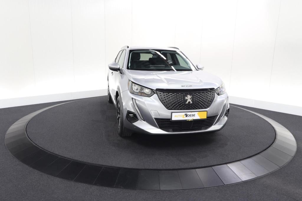 Peugeot 2008 puretech 130 eat8 allure | trekhaak afneembaar | camera | navi