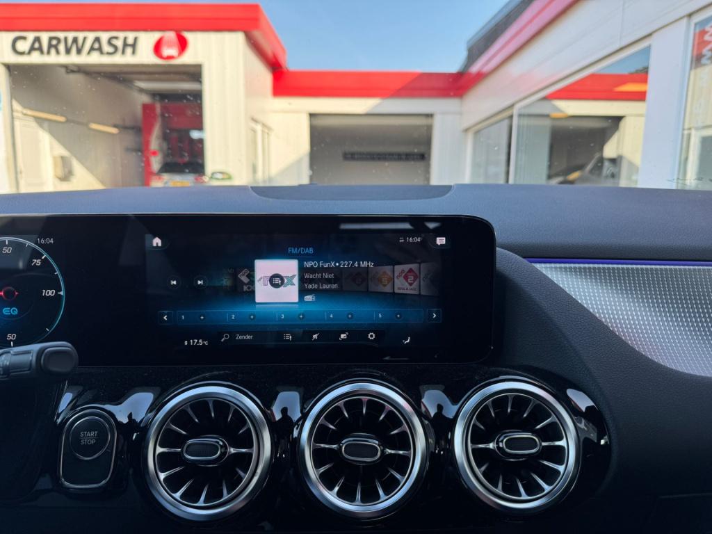 Mercedes-Benz Eqa 250 business solution luxury 67 kwh