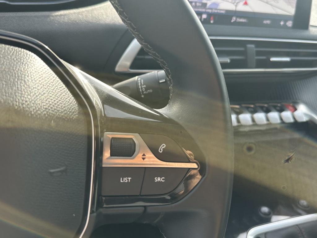 Peugeot 3008 1.2 puretech 130pk s&s blue lease executive