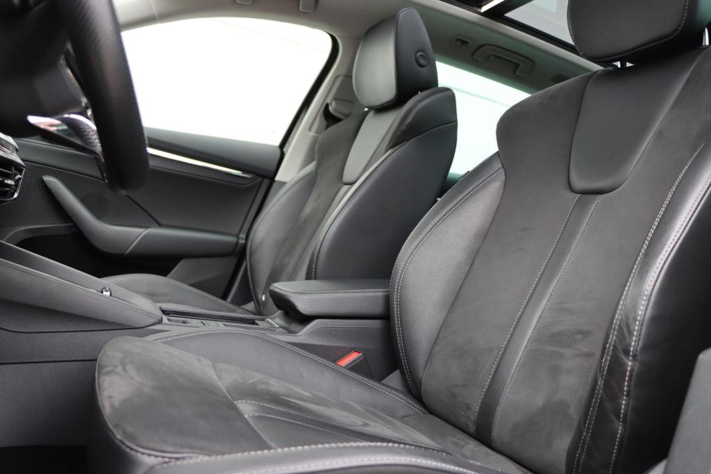 Skoda Octavia combi 1.4 tsi iv phev business edition plus 204pk dsg6