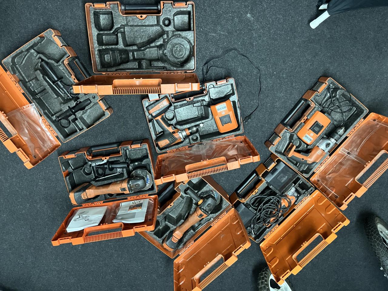 Fein gereedschap + mulitool op stekker