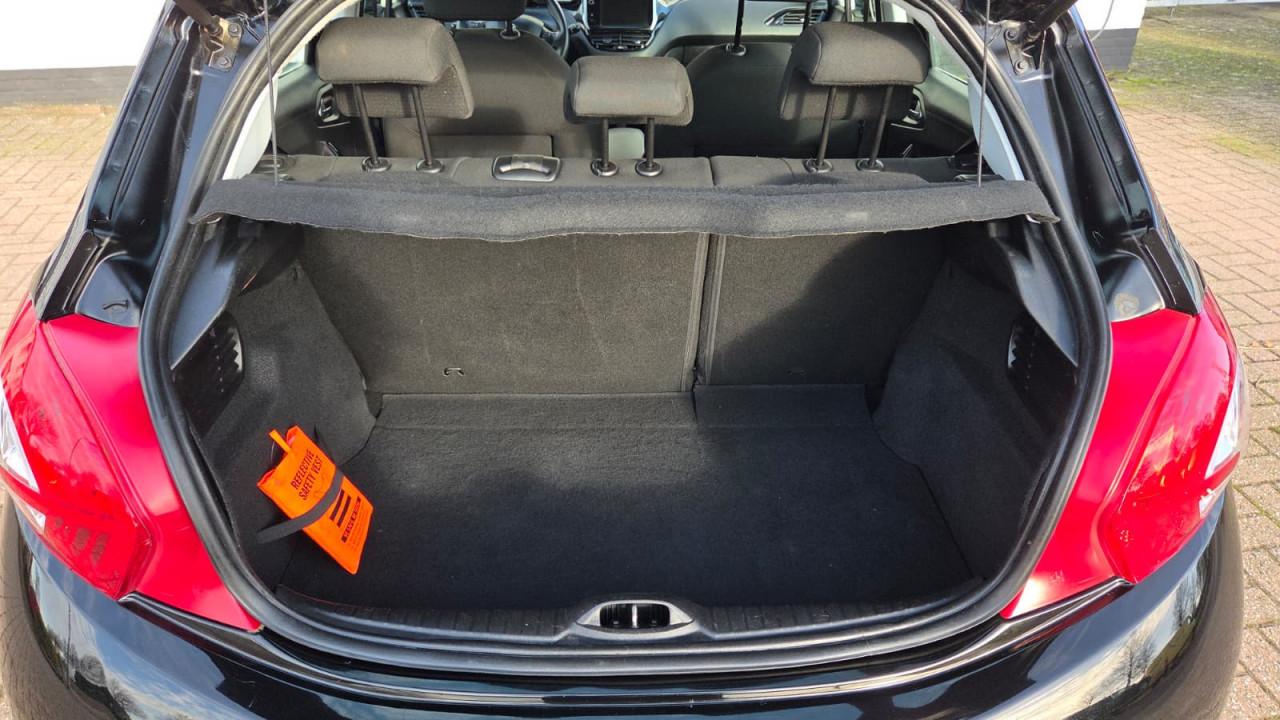 Peugeot 208 1.2 VTi Envy| N.A.P | NETTE AUTO