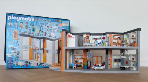 PLAYMOBIL 70190 City Life Groot ziekenhuis met inrichting