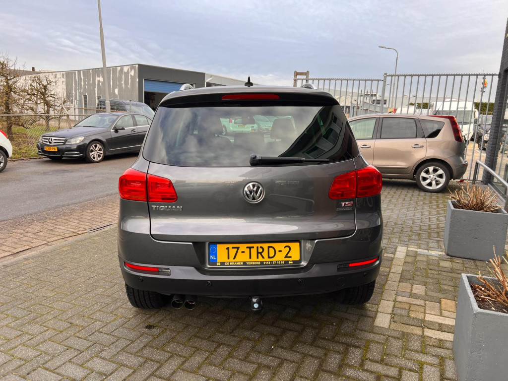 Volkswagen Tiguan 1.4 tsi sport&style 4motion