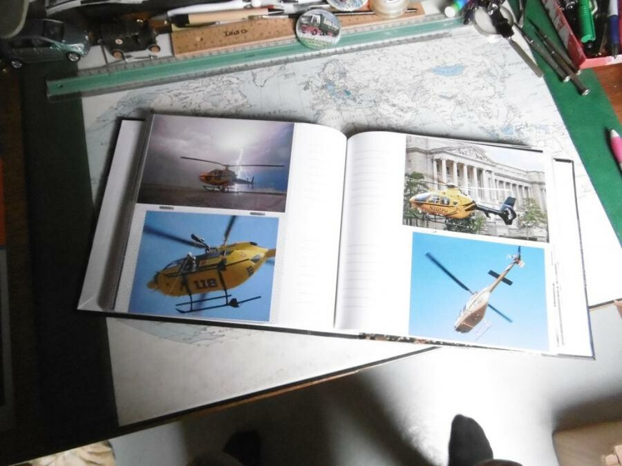 Deze  200 AMBULANCE   Helicopters  - 200   (reprint)