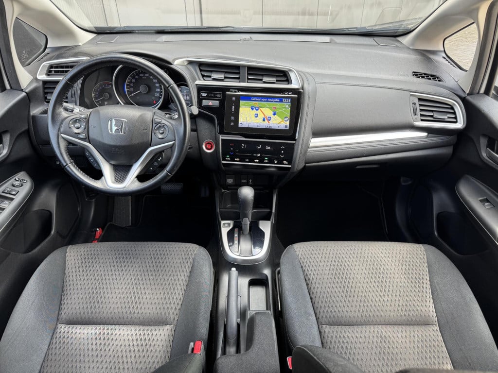 Honda Jazz 1.3 i-vtec elegance automaat | navigatie | camera | stoelverwarm