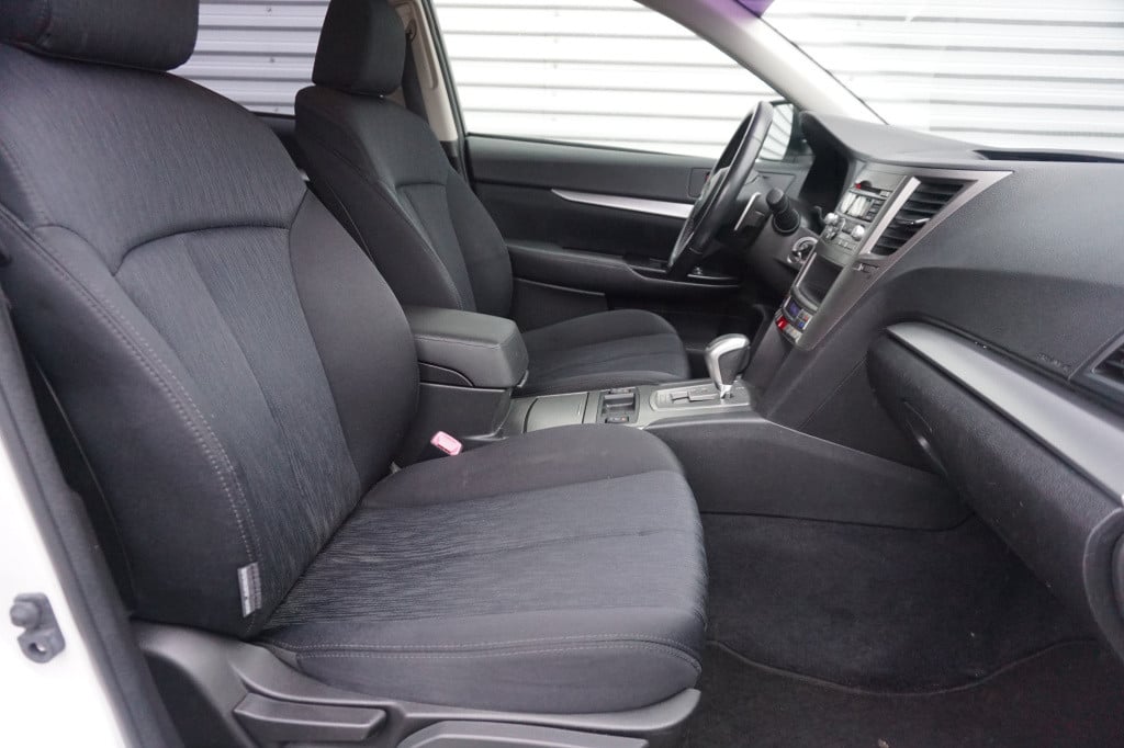 Subaru Legacy touring wagon 2.0i intro automaat - climate / navi / cruise /