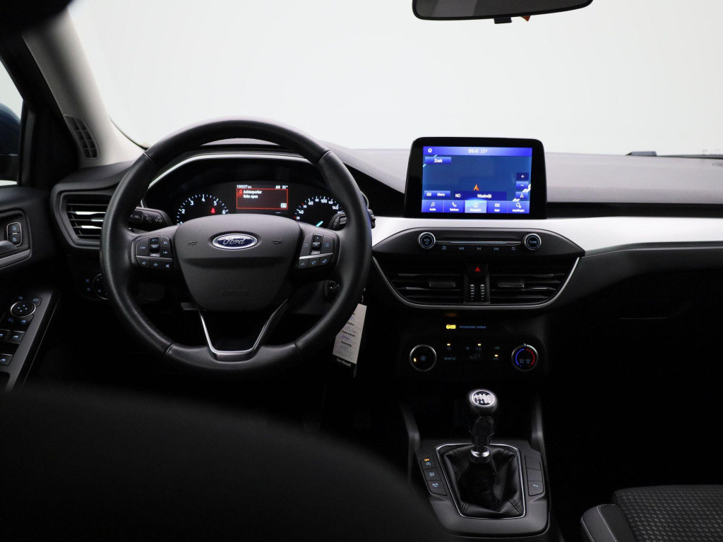 Ford Focus 1.0 ecoboost trend edition business navigatie - parkeersensoren 