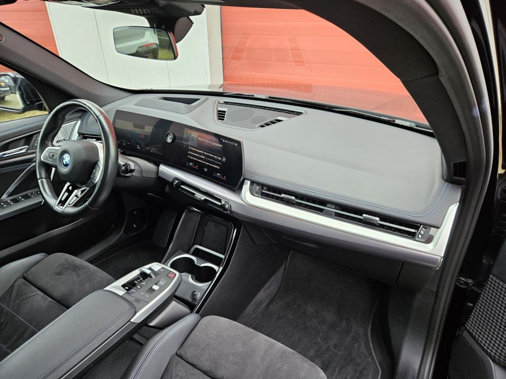 BMW X1 xdrive30e m-sport | pano | memory