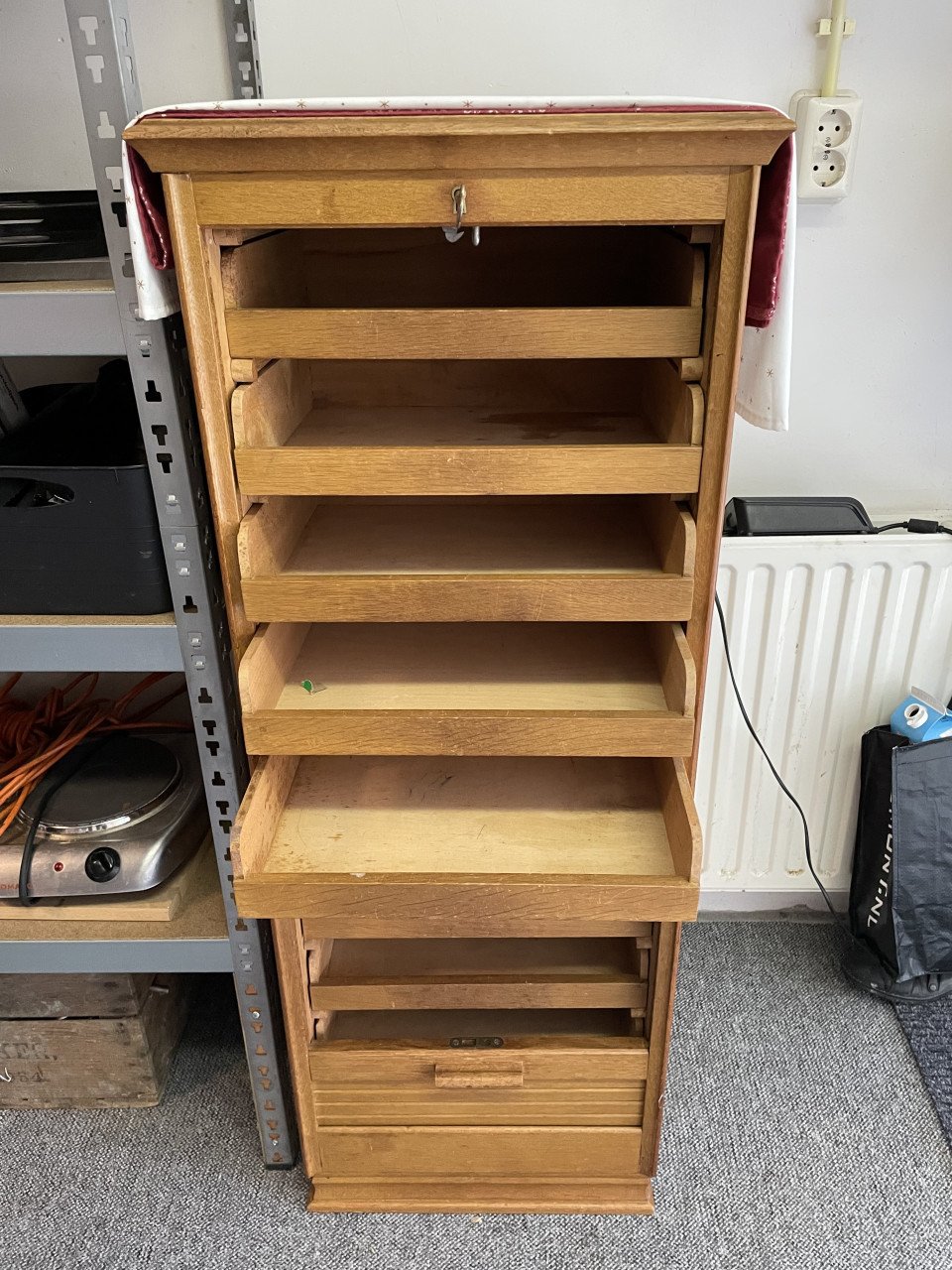 Eikenhout laden kast