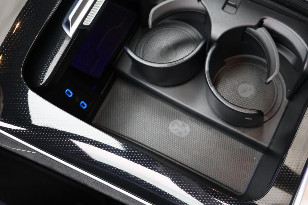 Mercedes-Benz Eqe 300 amg line 89 kwh i panoramadak i burmester i distronic