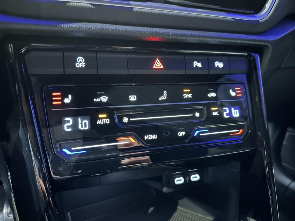 Volkswagen T-roc 1.5 tsi r-line edition *keyless*winterpakket*camera*