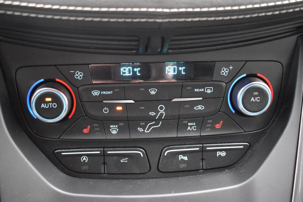 Ford Kuga 1.5 ecoboost vignale | automaat | elektrisch wegklapbare trekhaak