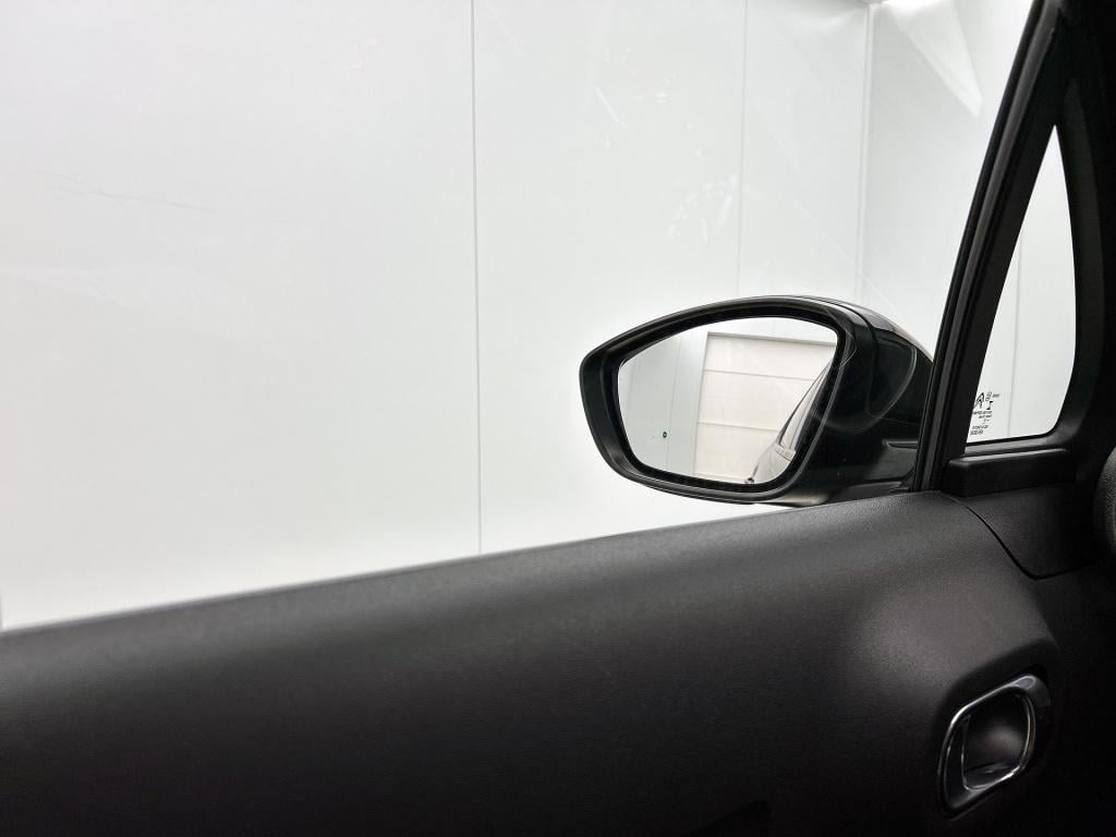 Citroen C3 83pk shine | rijklaar | achteruitrijcamera | navigatie | 17"lmv 