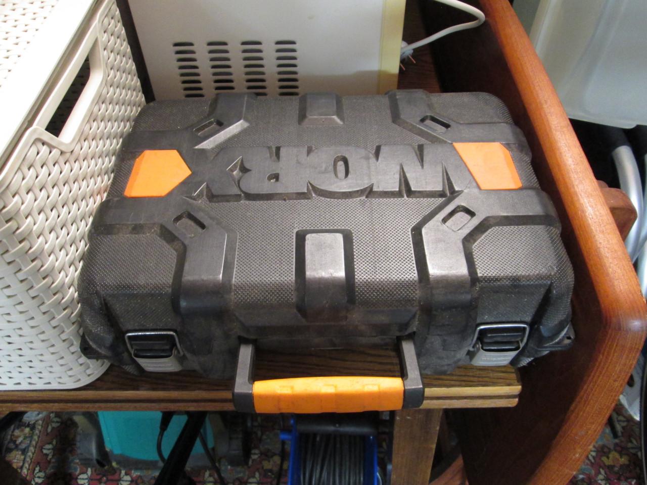 Nieuwe vlakschuurmachine in koffer