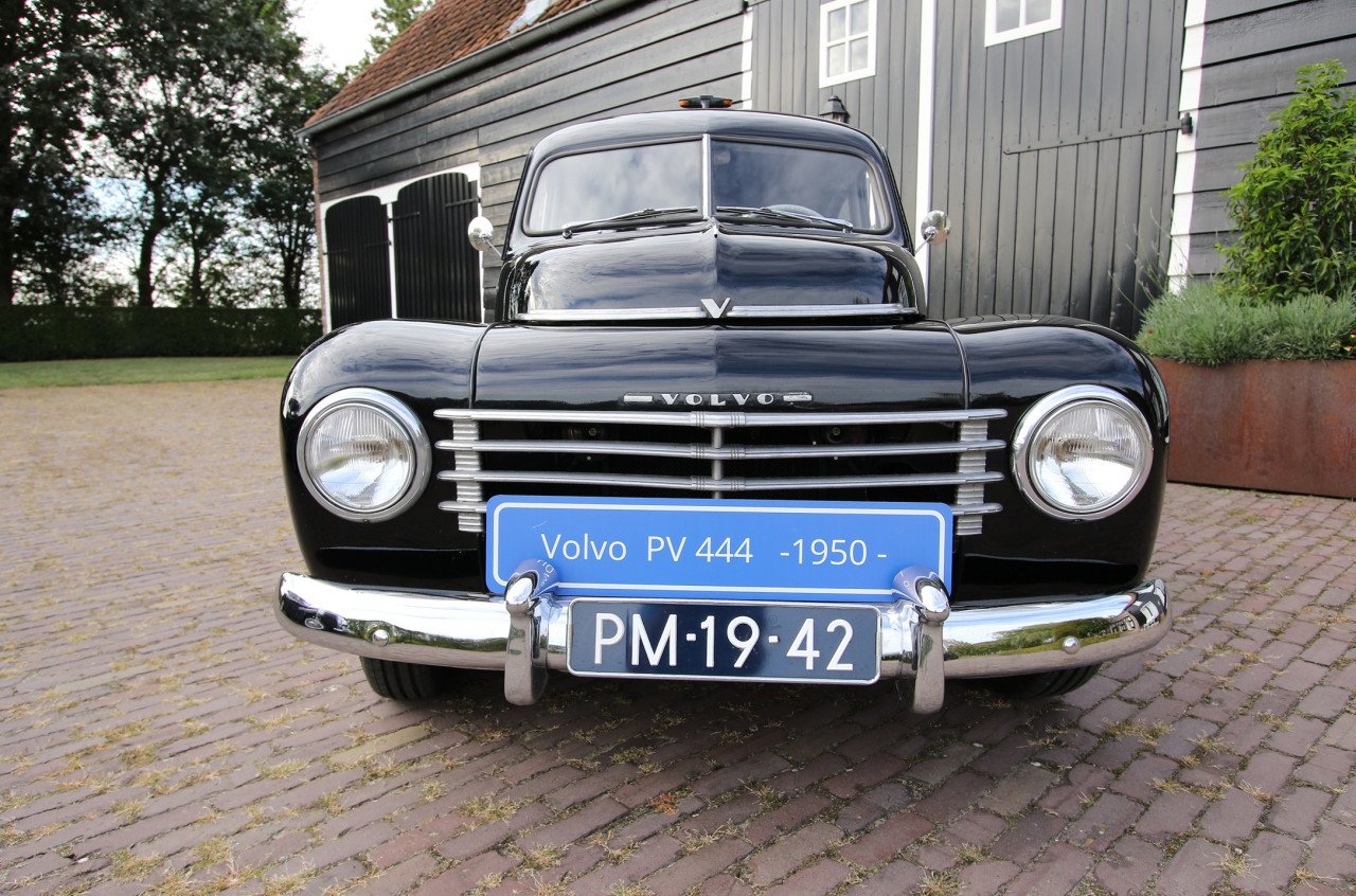 Volvo P444 - 1950