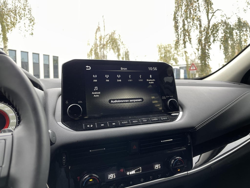Nissan Qashqai 1.3 mhev xtronic premiere edition | panoramadak | head-up di