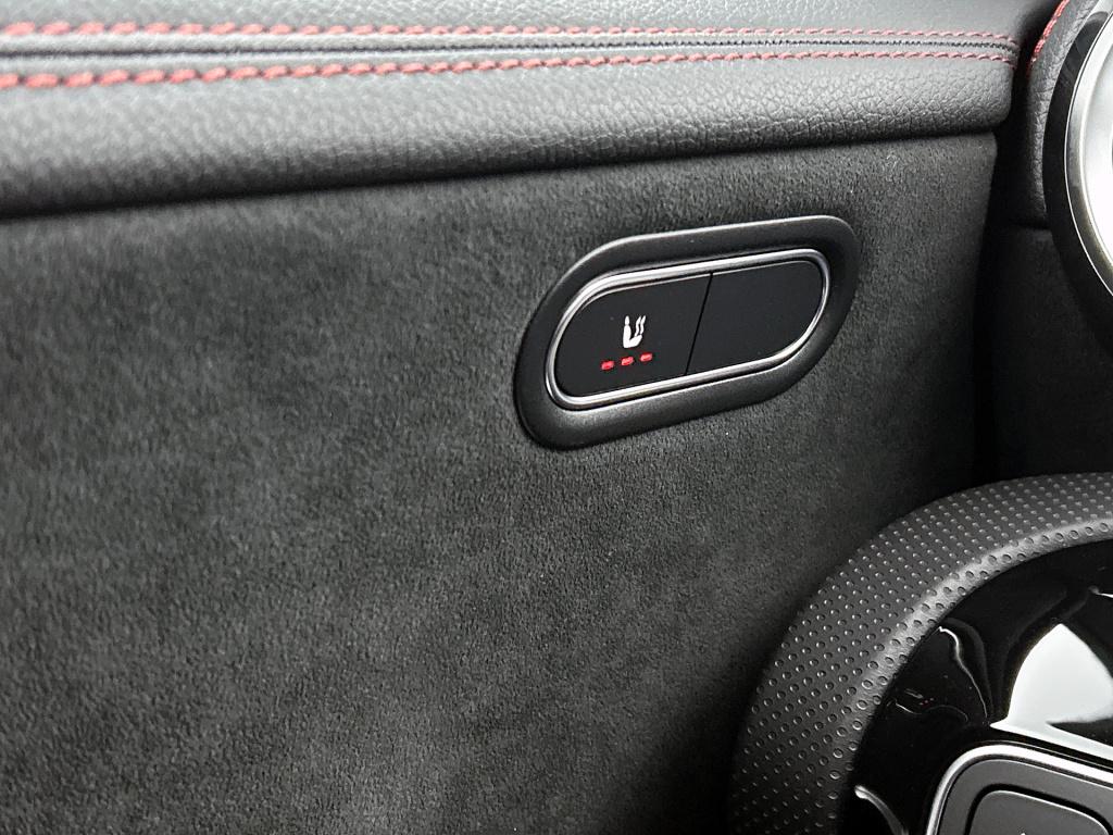 Mercedes-Benz Cla 250 e business solution amg | smartphone integratie | pan