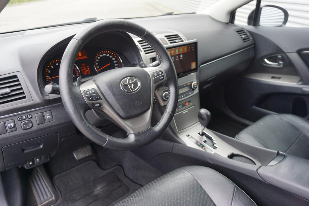 Toyota Avensis wagon 2.0 vvti business automaat - climate / cruise / camera