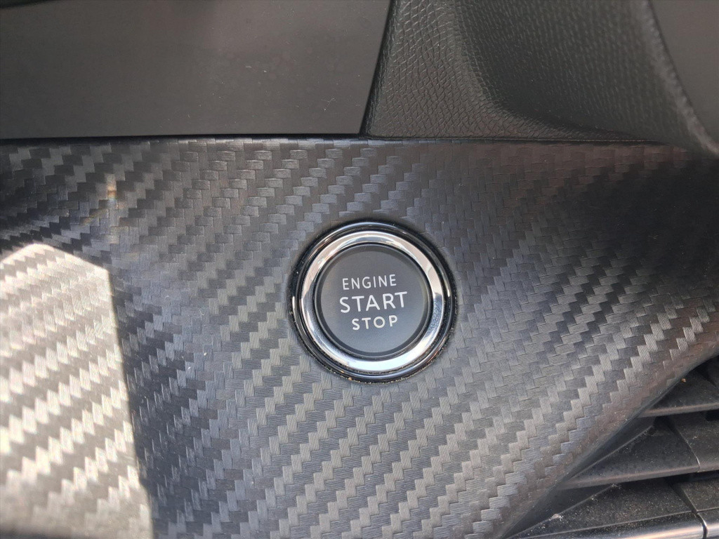 Peugeot 2008 1.2 puretech 130pk allure navigatie | apple carplay & android 