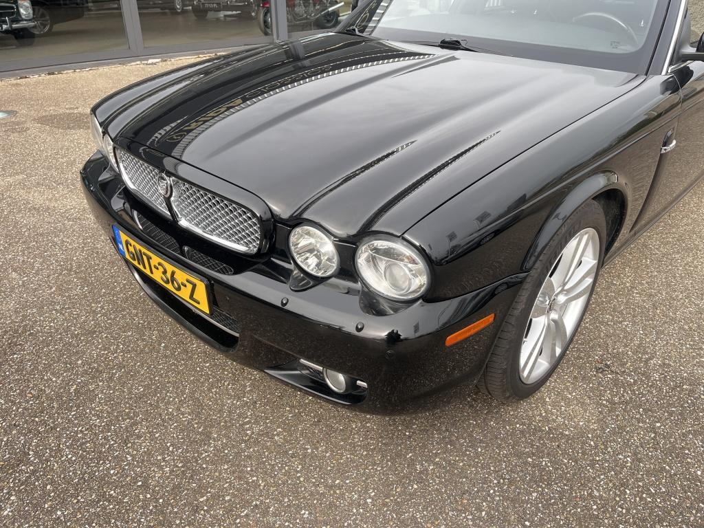 Jaguar Xj 4.2 v8 executive