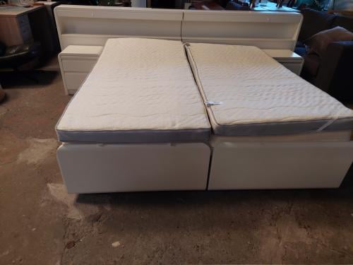 Tweepersoonsbed