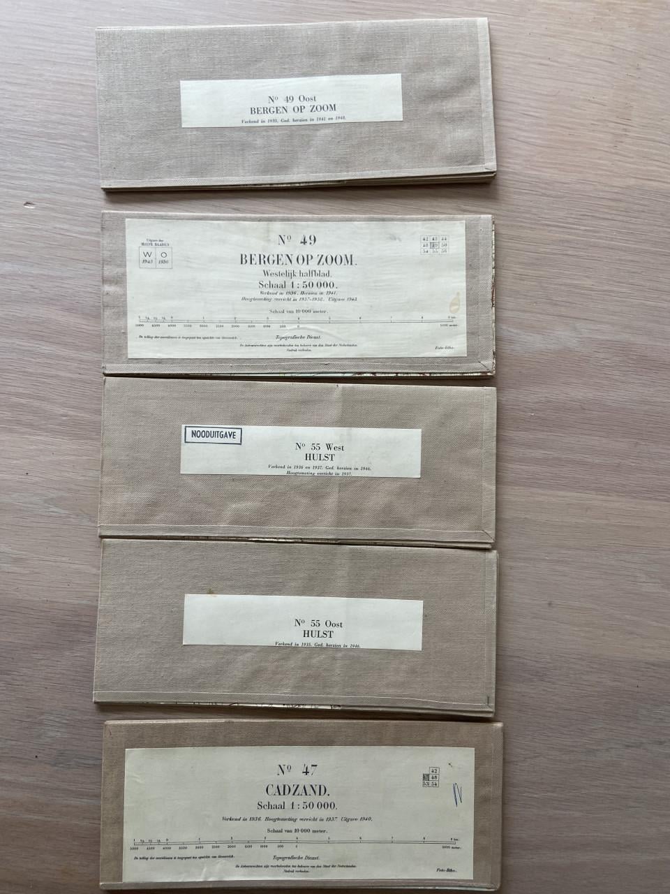 Topografische veldkaarten op linnen  1940/1945