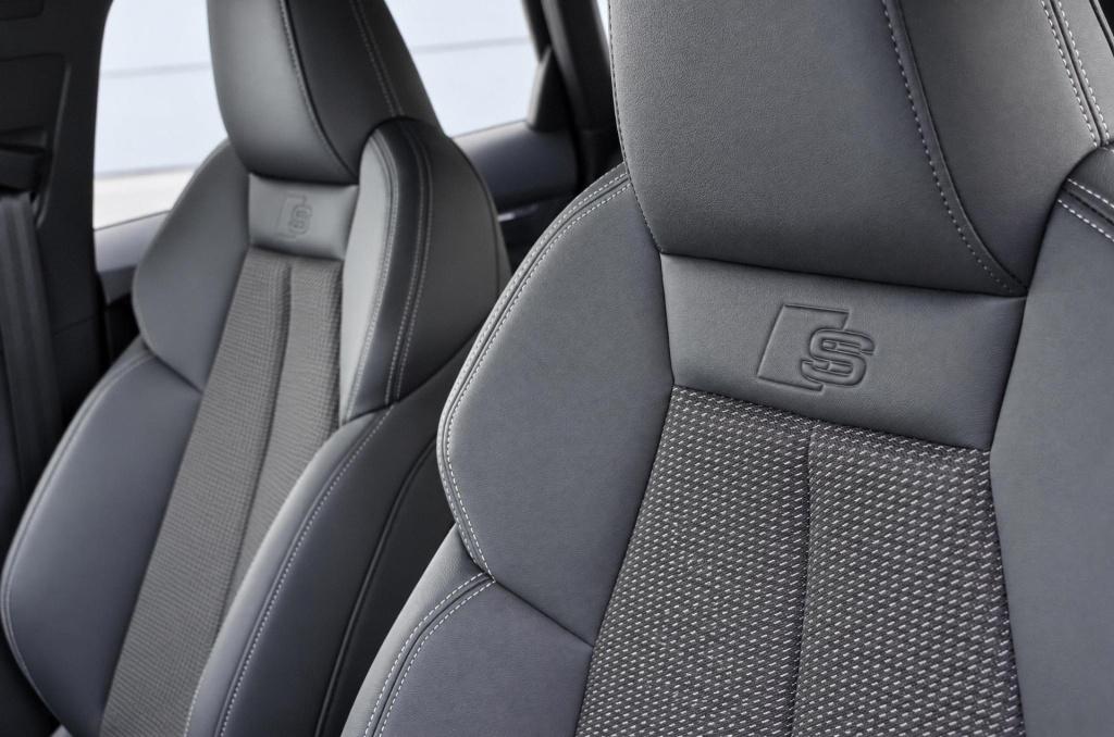 Audi A3 sportback 45 tfsi e s edition competition 245pk s-tronic soh 95%
