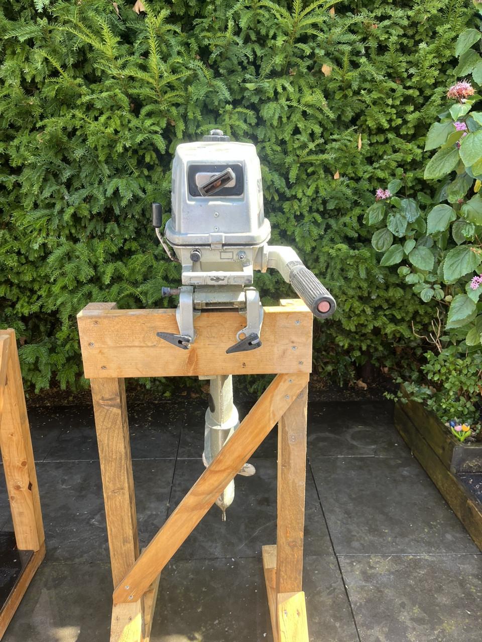 Suzuki DT4 buitenboordmotor