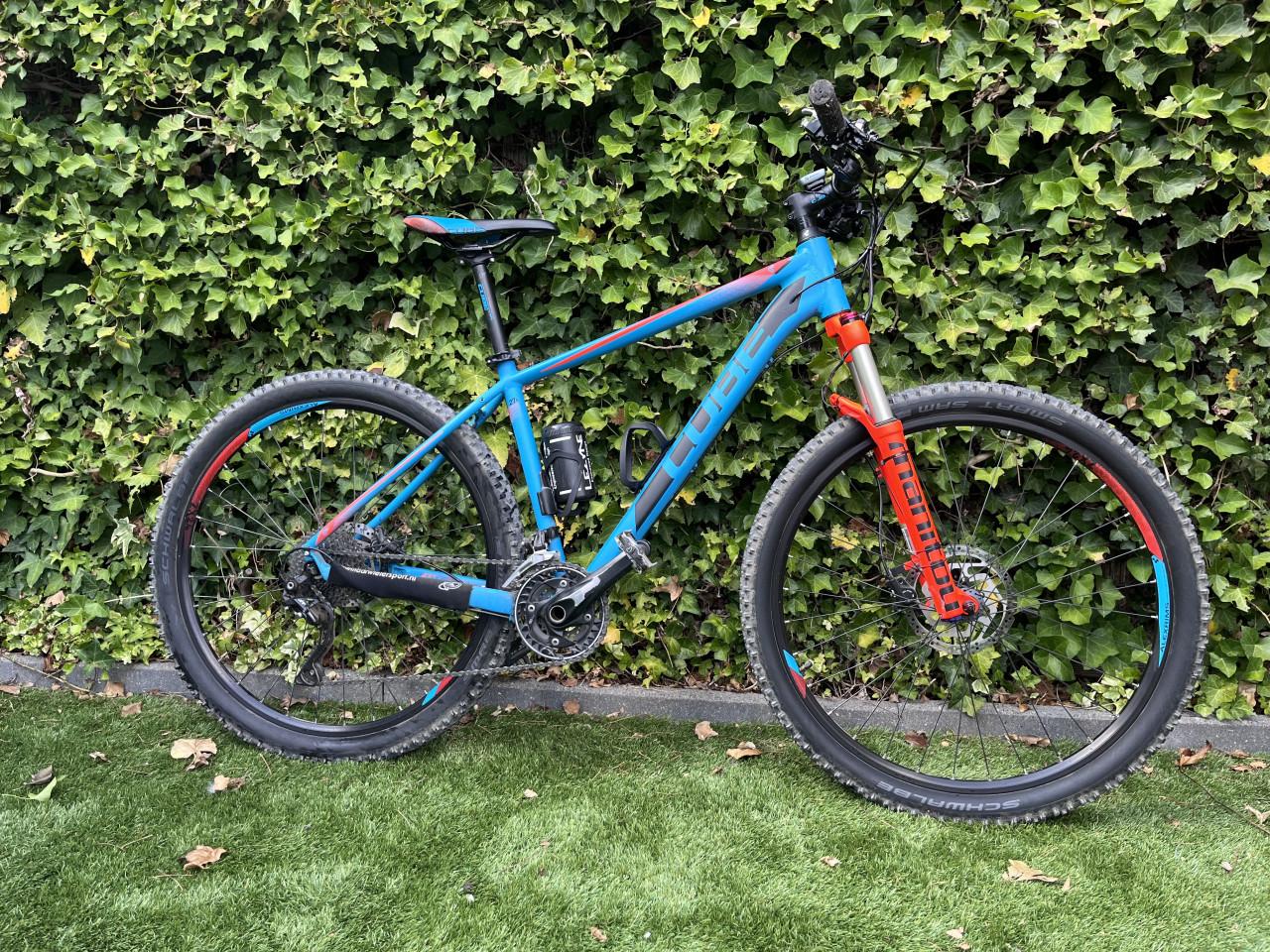 Opvallende Cube Mountainbike
