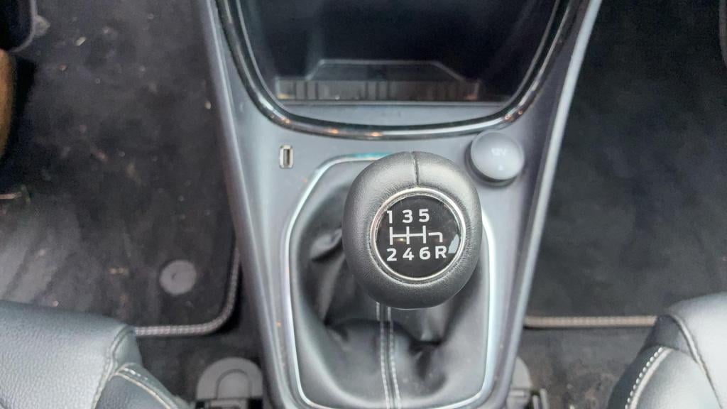 Ford Puma 1.0 ecoboost hybrid titanium x | cruise control | auto climate co