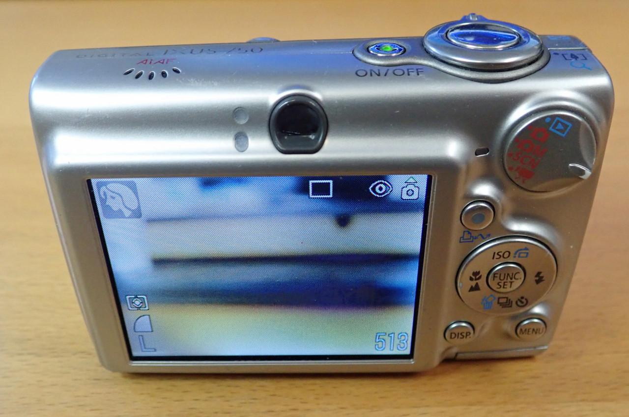 CANON Digital IXUS 750