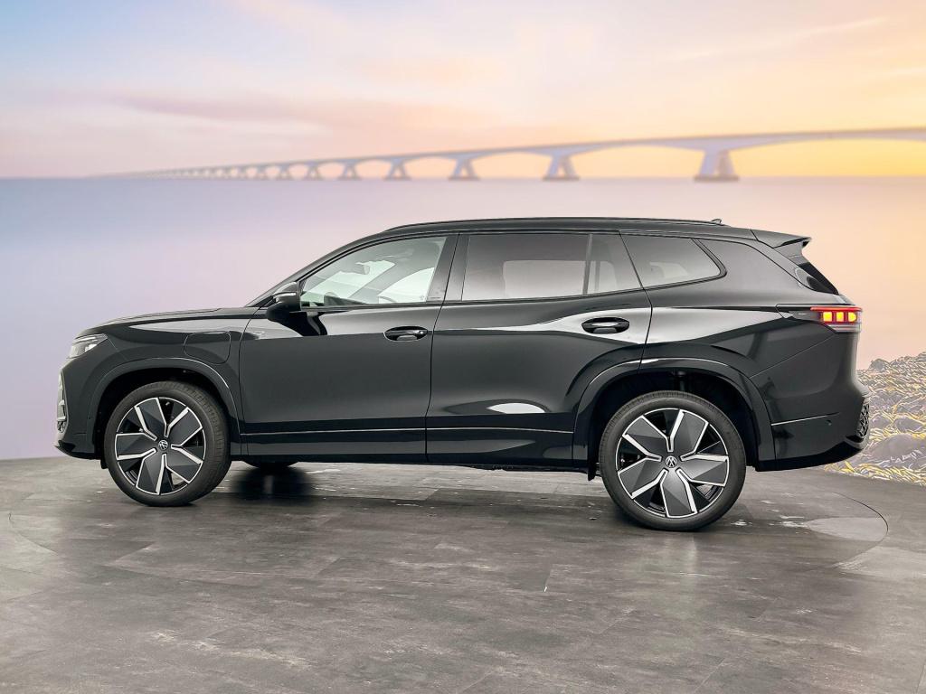 Volkswagen Tayron r-line edition 1.5 ehybrid 200 kw / 272 pk suv 6 v