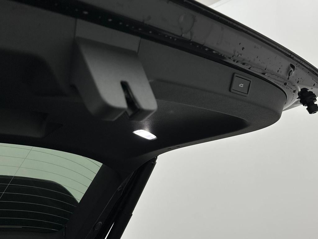 Skoda Elroq business edition elektromotor 210 kw / 286 pk suv