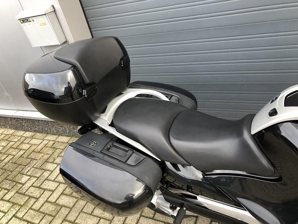 BMW R1200RT, 2009 met 86dkm, ABS/ESA/ASC, cruise, etc etc, rijklaar €5500,-