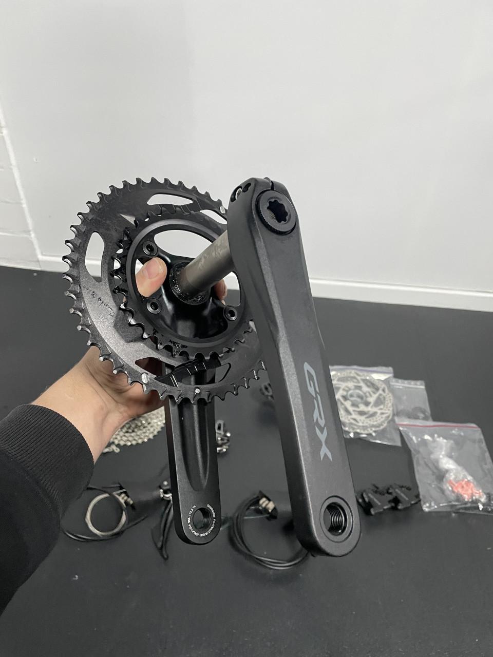 Shimano Grx 2 x 12 speed groepset zo goed als nieuw !