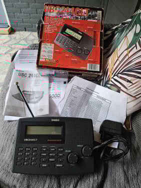 Goede en werkende Uniden bearcat ubc 244 clt kerkscanner....