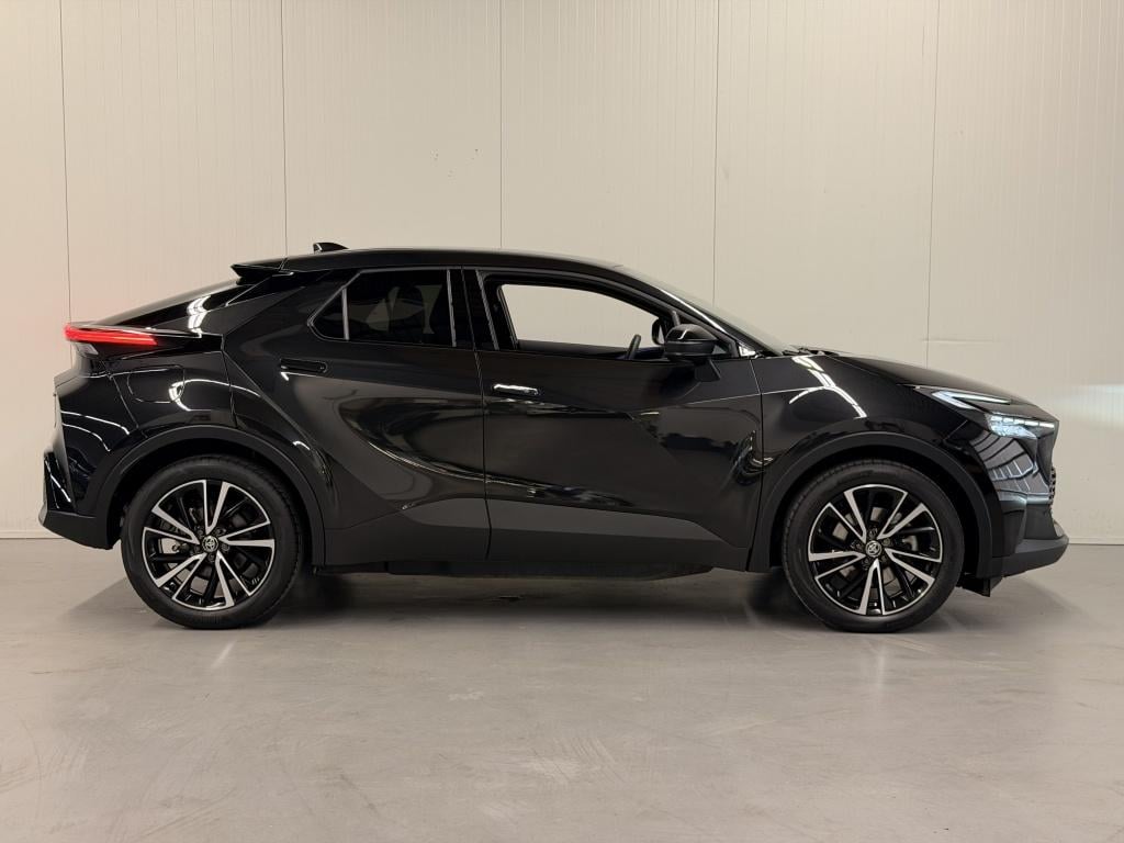 Toyota C-hr 2.0 phev 220 exec