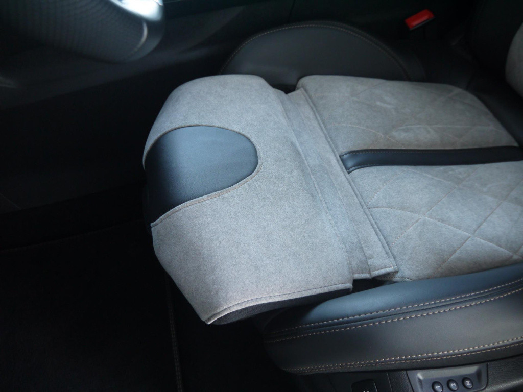 Peugeot 3008 1.6 hybrid4 300 gt|trekhaak|rijklaar