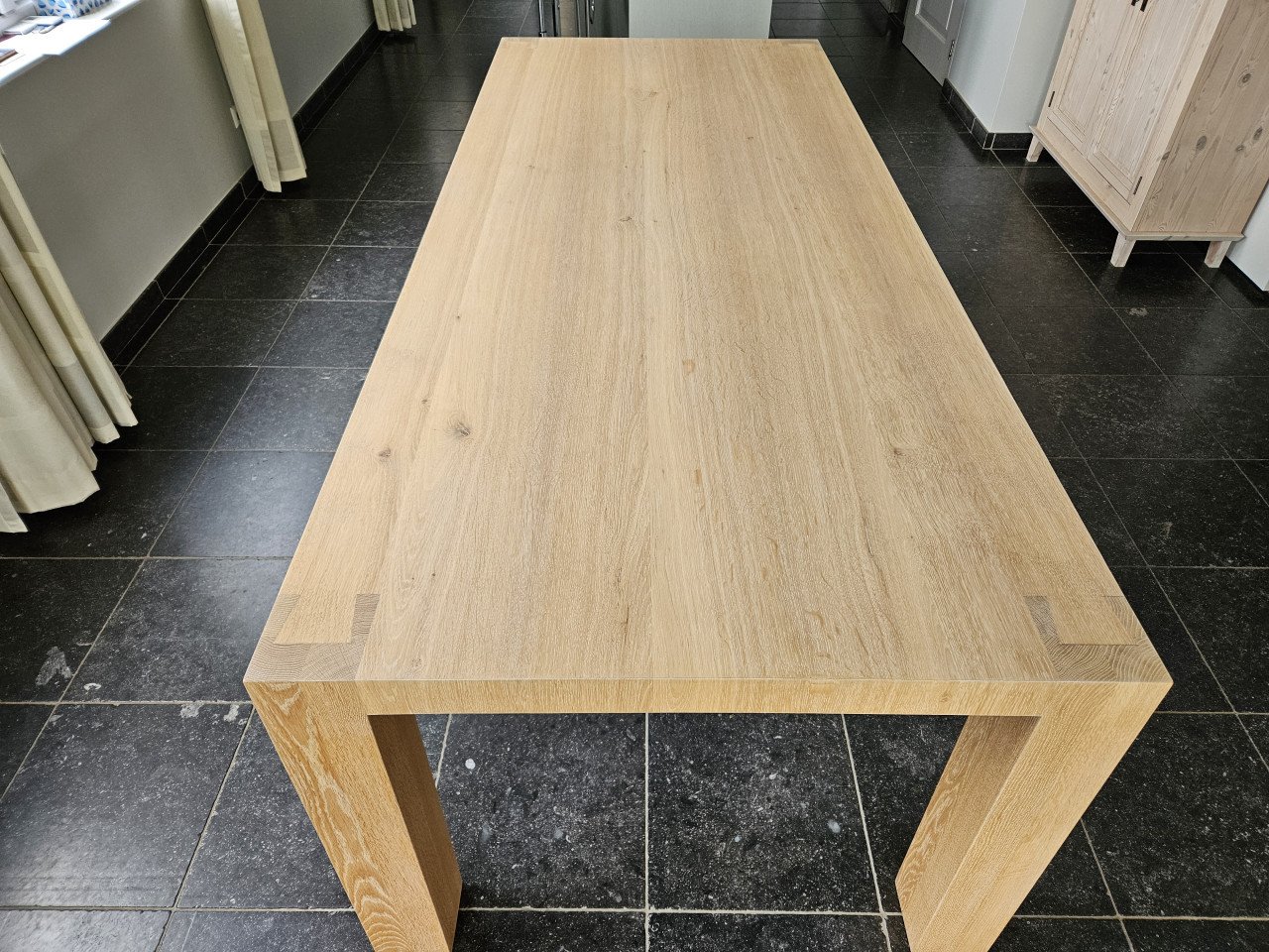 Van Rossum massief eiken tafel