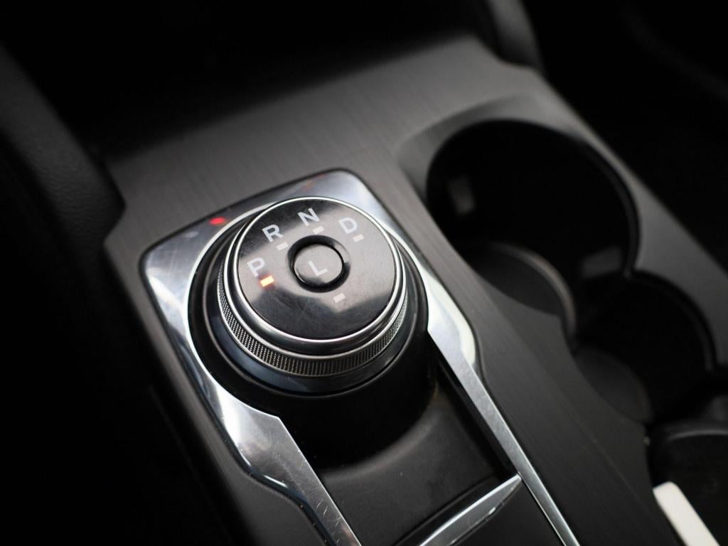 Ford Kuga 2.5 phev titanium | automaat | navigatie | trekhaak | navigatie |