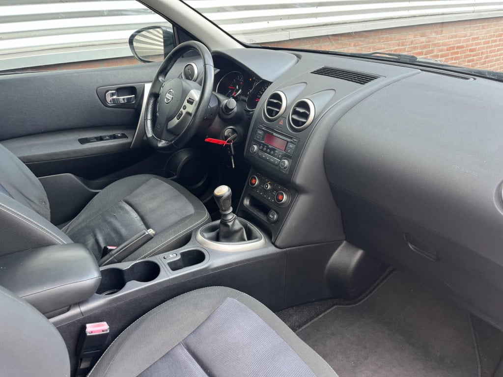 Nissan Qashqai 2.0 acenta | nwe apk | trekhaak