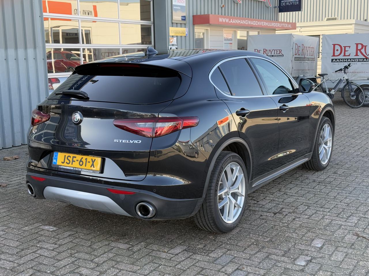 Alfa Romeo Stelvio - 2.0 T AWD 280PK | Pano | Memory