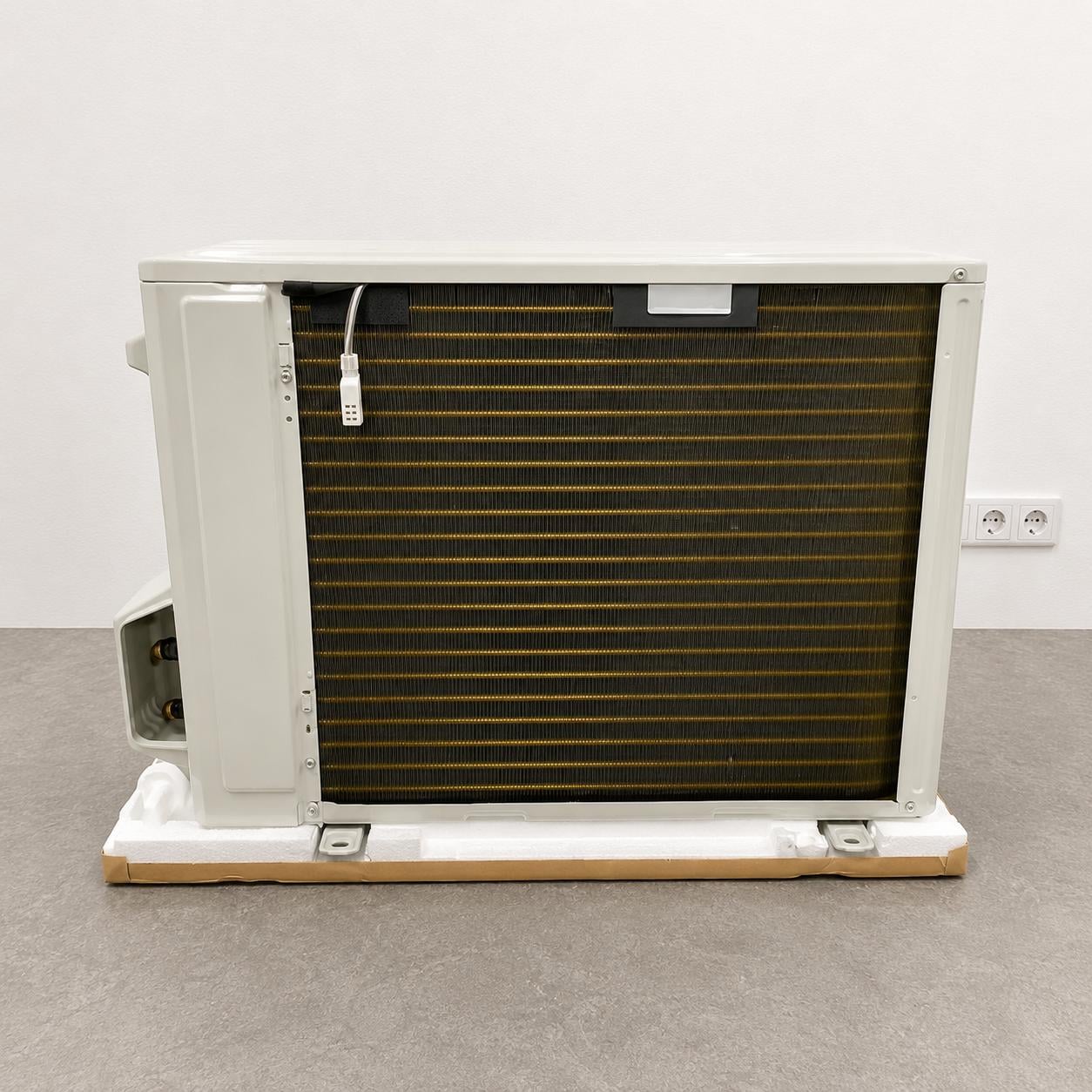 Nieuwe split airco Clima Therma Electric 3,5 kW split-unit met verwamen 4st