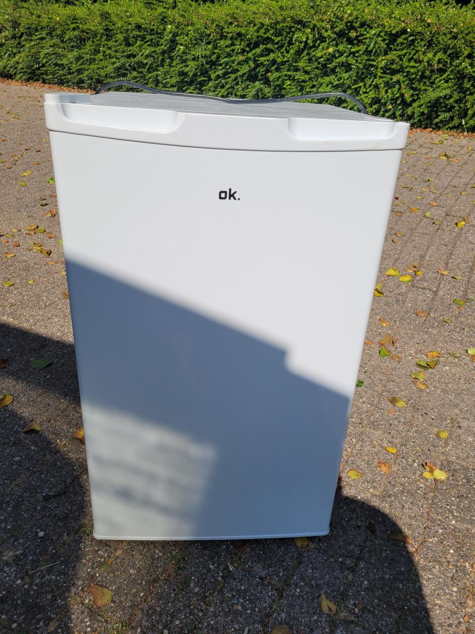 Tafelmodel koelkast met vriesvak
