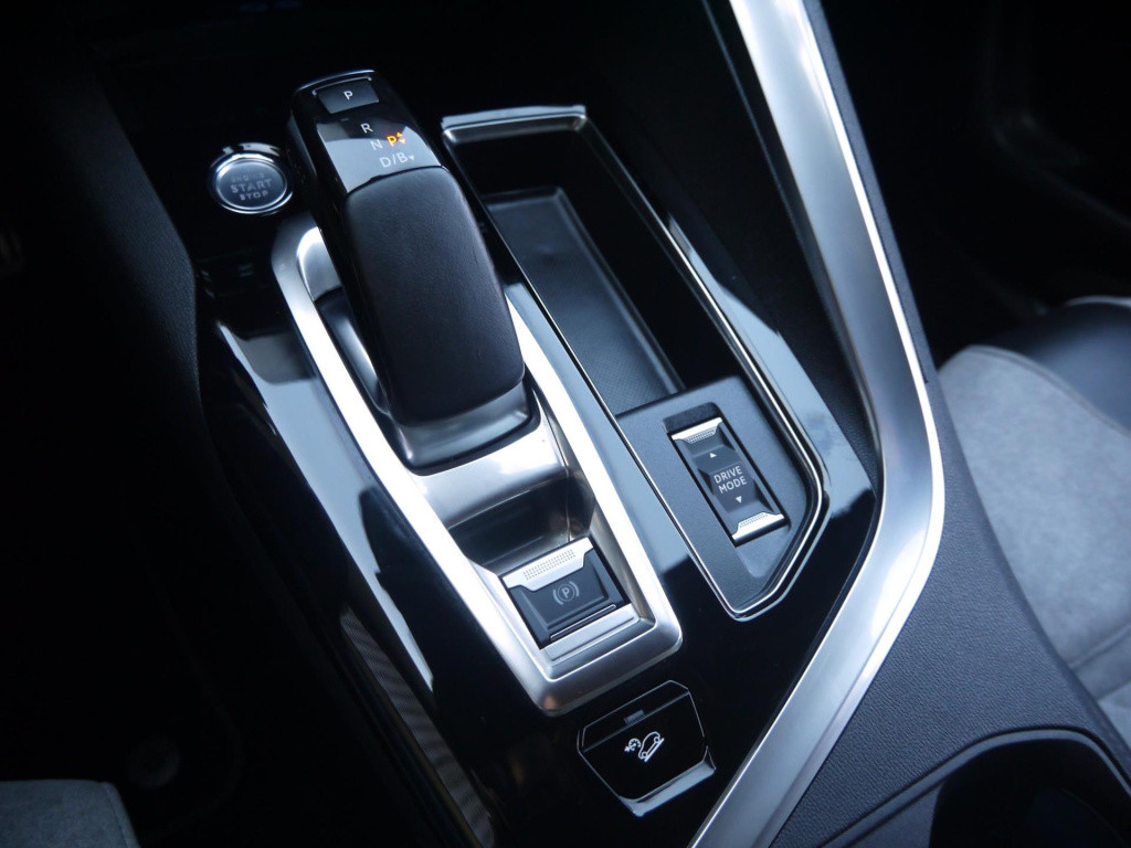 Peugeot 3008 1.6 hybrid4 300 gt|trekhaak|rijklaar