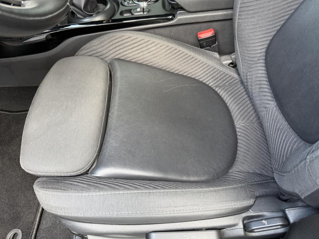 Mini Clubman 1.5 cooper business edition 6-drs